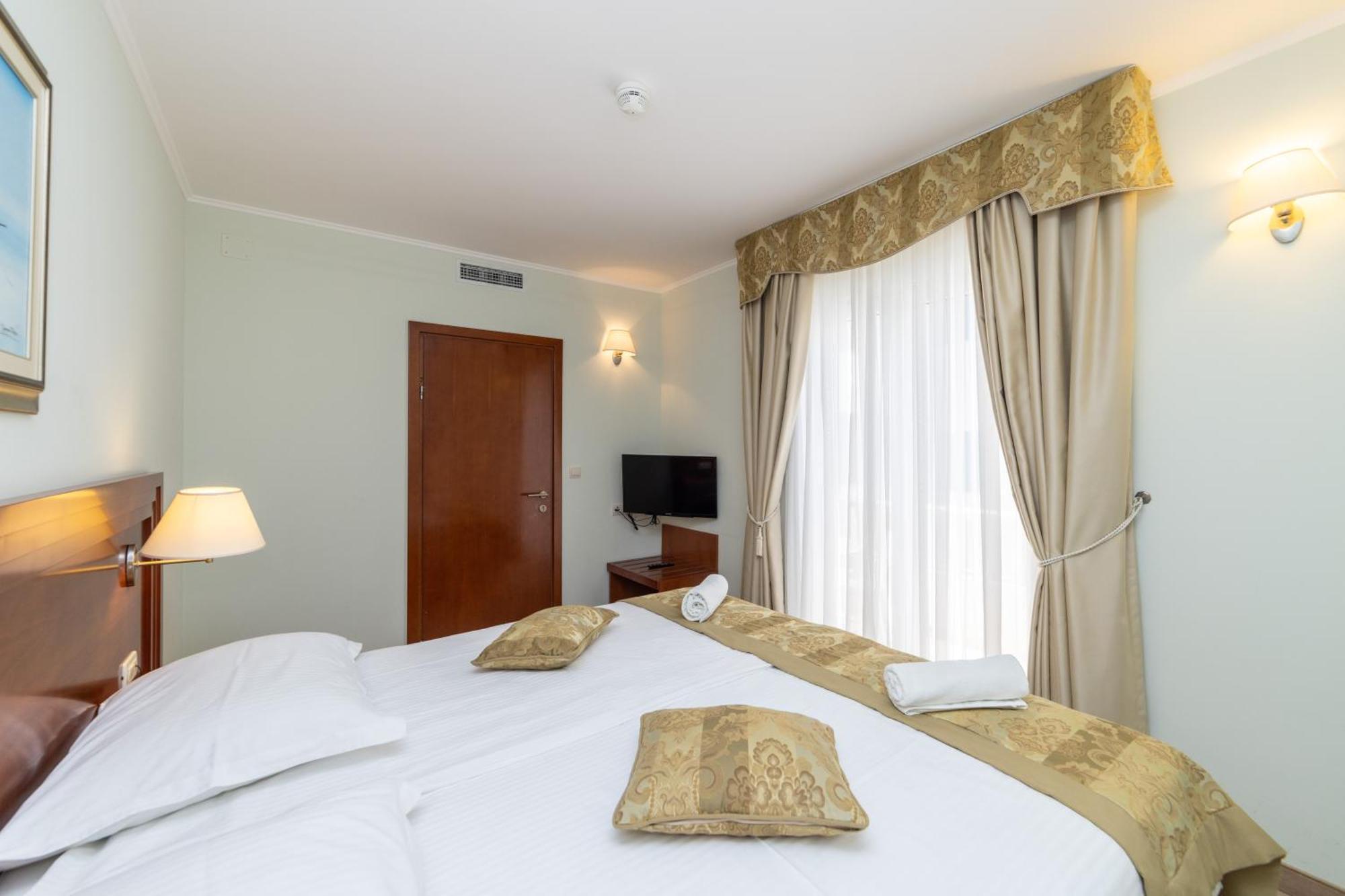 Hotel Bella Vista Drvenik  Εξωτερικό φωτογραφία